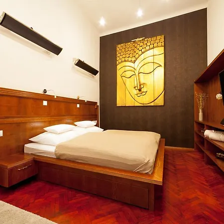 Buddha * Budapest